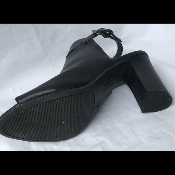 Ladies Black Open Toe Block High Heel Size 8 EUC - Picture 8 of 8